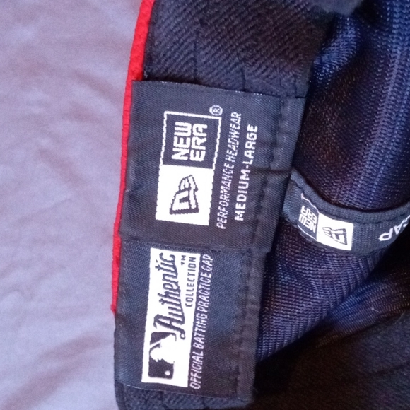 Boston Red Sox ball cap - Picture 6 of 8